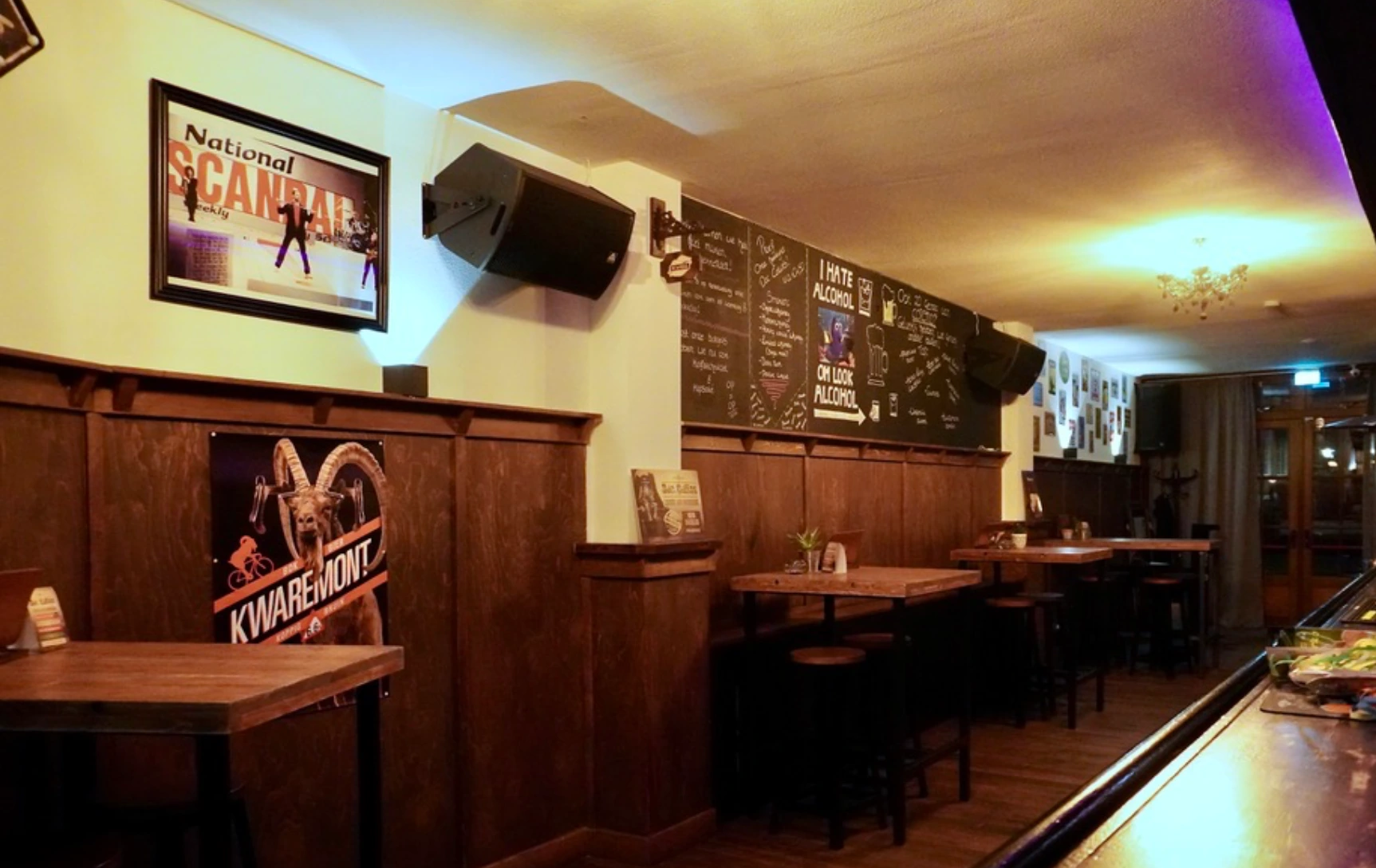 Audio system – Sistema de audio – Audiosysteem Installation – Instalación – Installatie Fixed installation – Instalación fija – Vaste installatie Portable system – Sistema portátil – Mobiel systeem Speaker – Altavoz – Luidspreker Line array – Arreglo lineal – Line array Subwoofer – Subgrave – Subwoofer Amplifier – Amplificador – Versterker Mixer – Mezclador – Mengpaneel Processor / DSP – Procesador / DSP – Processor / DSP Microphone – Micrófono – Microfoon Wireless system – Sistema inalámbrico – Draadloos systeem Zoning – Zonificación – Zone-indeling Ceiling speaker – Altavoz de techo – Plafondluidspreker Wall-mounted speaker – Altavoz de pared – Wandluidspreker Audio cabling – Cableado de audio – Audiobekabeling Rack – Rack – Rack / 19 inch kast Connector – Conector – Connector / Aansluiting XLR cable – Cable XLR – XLR-kabel Speaker cable – Cable de altavoz – Luidsprekerkabel Signal flow – Flujo de señal – Signaalroute Tuning / calibration – Ajuste / calibración – Afstemming / kalibratie Room EQ – Ecualización de sala – Ruimte-EQ Acoustic treatment – Tratamiento acústico – Akoestische behandeling Quotation – Presupuesto – Offerte Invoice – Factura – Factuur Stock – Inventario – Voorraad Retail price – Precio de venta – Verkoopprijs Discount – Descuento – Korting Warranty – Garantía – Garantie After-sales support – Soporte postventa – Nazorg / Klantenservice Technical sheet – Ficha técnica – Technisch datasheet Installation manual – Manual de instalación – Installatiehandleiding Training – Formación – Training / Opleiding Demonstration – Demostración – Demonstratie Sales representative – Representante de ventas – Vertegenwoordiger